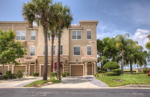 Florida Central Atlantic Coast House | Beautifully Furnished, Tri-level Townhome in Vista Cay Resort!
