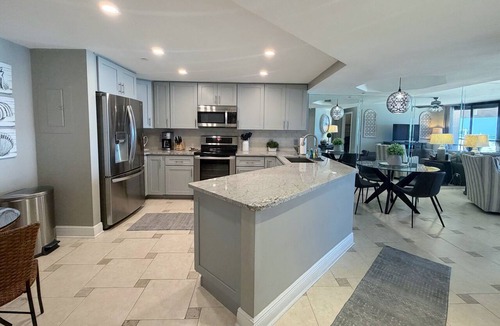 Sand Key Condo | Beautifully Remodeled luxurious Sand Key beach Condo with WORLD CLASS VIEWS