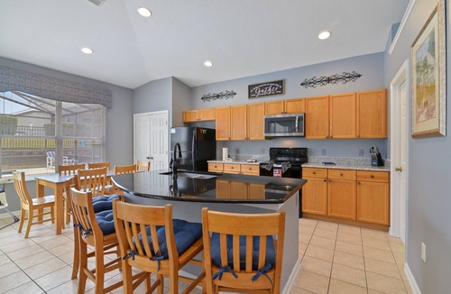 Windsor Palms House | Beautifully renovated four bedroom Villa in Gated Windsor Palms Resort