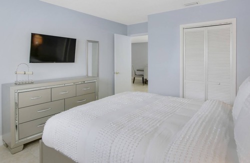 Florida North Atlantic Coast Apartment | Beautifully#2 Renovated Palm Beach Gardens Apartment2