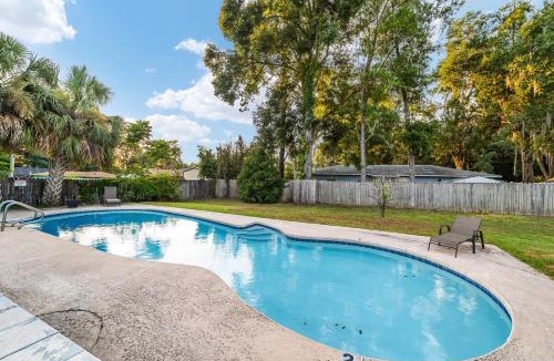 Fort King District House | BeeHappy House close to WEC, Springs, State Parks