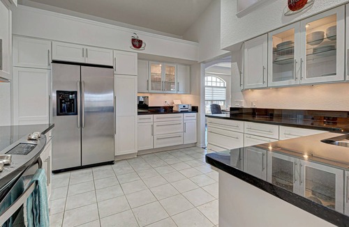 Long Meadow House | Bella Vista | Pool | Spa | Lake front | Lounge