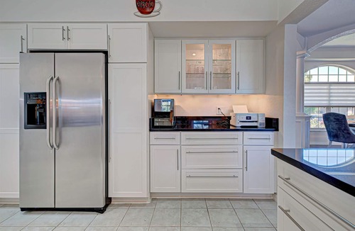 Long Meadow House | Bella Vista | Pool | Spa | Lake front | Lounge