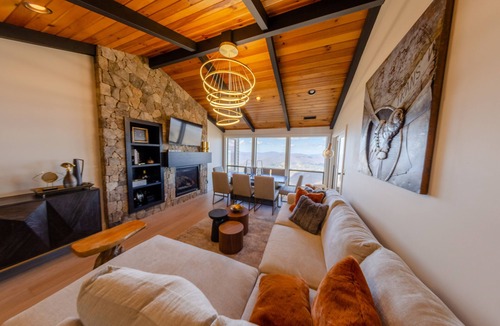Mountain Air Villa | Bella Vista - Private Club Access