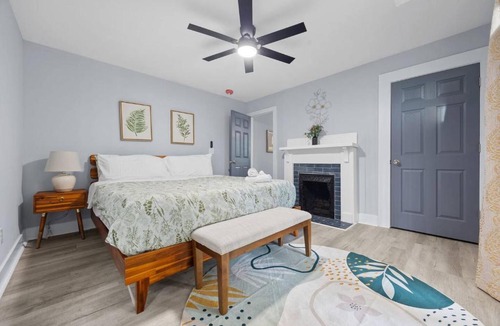 West End House | BeltLine & Lee+White | Near Stadium Duplex