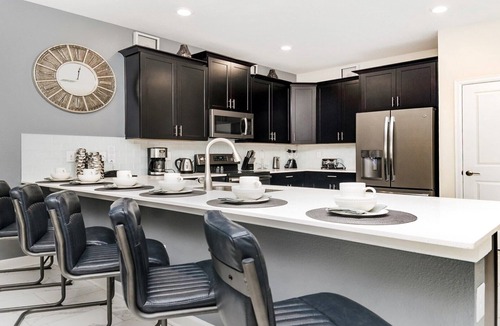 Davenport House | *BEST DEAL* Remarkable 9 BR Pool/SPA/Game, Nearby Disney, No Back Neighbor