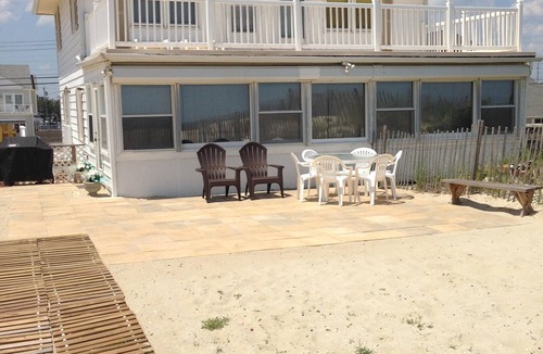 Mantoloking House | BEST VALUE Ocean Frnt Home private beach open Weekly/month open 7/31 - Labor Day