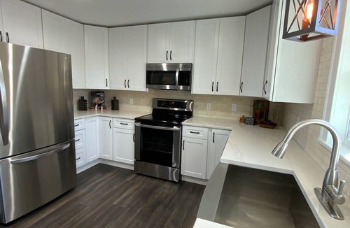 Gainesville House | Best View on Lake Lanier