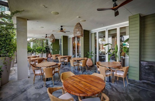 West Avenue Apartment | Best View Studio in South Beach With Bay View