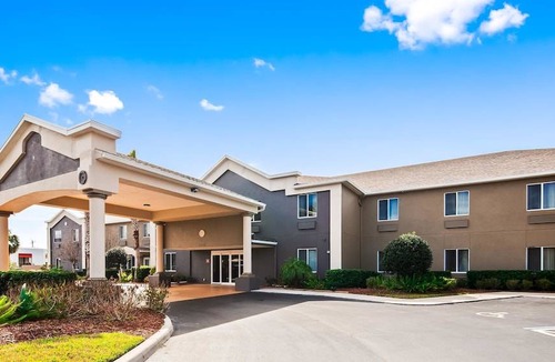 Edgewater Hotel | Best Western Edgewater Inn