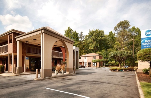Monmouth Junction Hotel | Best Western Princeton Manor Inn & Suites