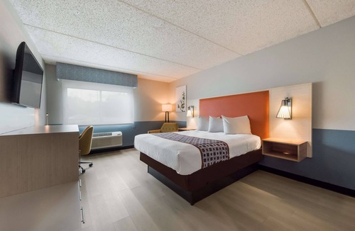 Westampton Hotel | Best Western Burlington Inn