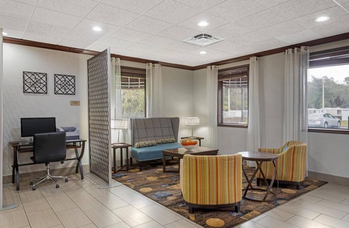 East Palatka Hotel | Best Western Inn Of Palatka