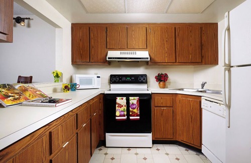 Moorings Hotel | Best Western Naples Inn & Suites