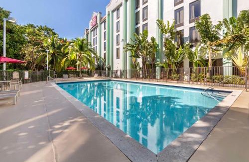 The Crossings Hotel | Best Western Plus Kendall Hotel & Suites