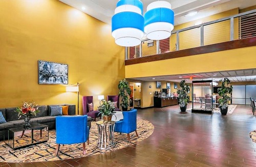 McDonough Hotel | Best Western Plus McDonough Inn & Suites