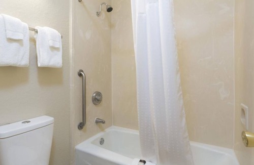 Florida Central Atlantic Coast House | Better Choice For Your Vacation! 3 Family-Friendly Units, Pool, Free Parking