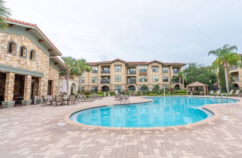 Wellington Condo | Big 4BR by Disney – 2 Pools, Patio, 2 Suites, W/D