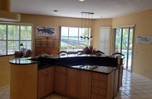 Gulf Cove House | Big House on the Myakka (Sleeps 12) w/heated Pool & Spa