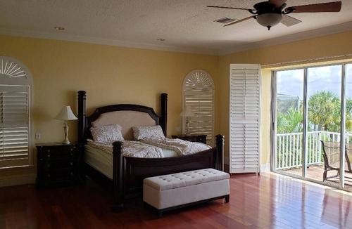 Gulf Cove House | Big House on the Myakka (Sleeps 12) w/heated Pool & Spa