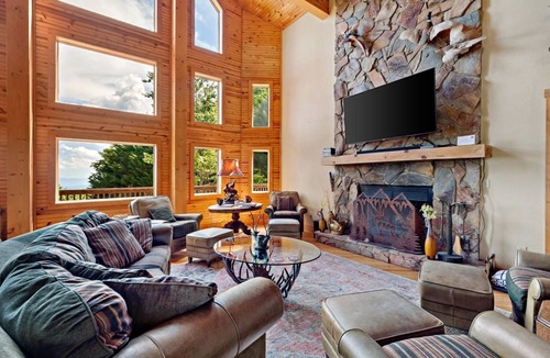 Old Fort Cabin | Big Sky Lodge | Long-range Views of Lake Lure!
