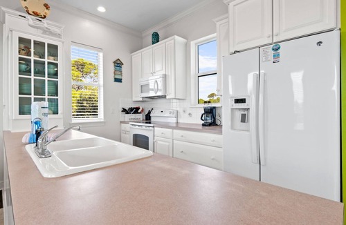 Treasure Beach Village House | Bikinis and Martinis - St. George Island