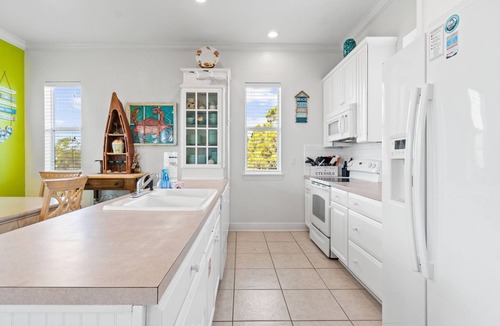 Treasure Beach Village House | Bikinis and Martinis - St. George Island