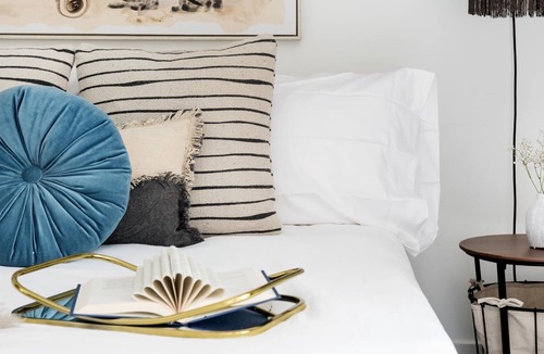 Virginia Highland Apartment | Billie Jean Summary: