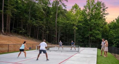 Wildwood House | Bird's Nest Spruce at Treetop Escapes