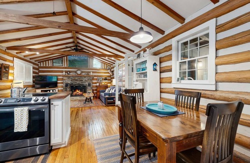 Franklin House | Bird-watcher's creekside cabin with screened porch, fireplace, yard, & firepit
