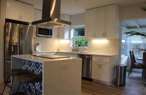 Delray Beach House | Bismarck House - 5 Star Downtown Beach-style Luxury House.