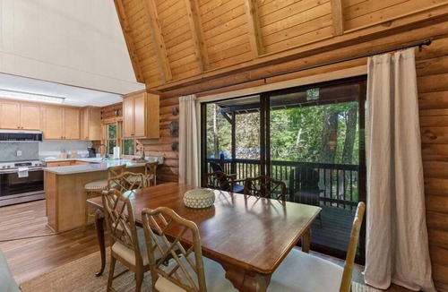 Highlands Hills House | Black Pines: 5 Min to Downtown Highlands | Apple Lake Access | Pet-Friendly Retreat