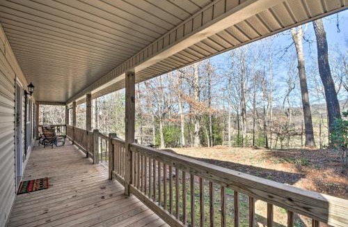 Blairsville House | Blairsville Home w/Deck & Stunning Mountain Views