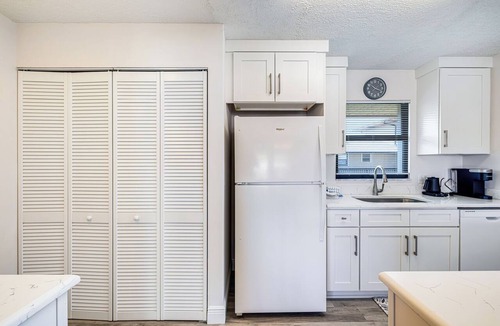 Sanibel Condo | Blind Pass Condos at Bowman's Beach E210 on beautiful Sanibel Island