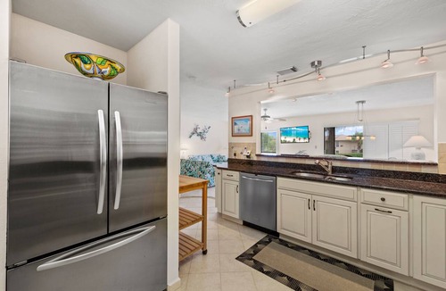 Sanibel Condo | Blind Pass Condos at Bowman's Beach F204 on beautiful Sanibel Island