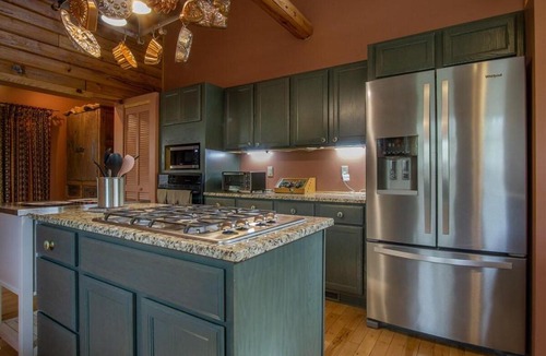 Brevard House | Blissful Bears Mountain · Blissful Bear Cabin, Long Range View 2