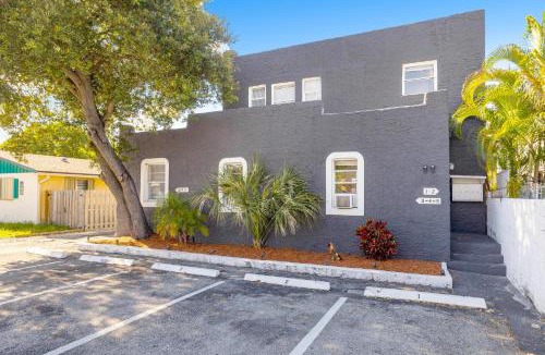 Poinciana Park Apartment | Bloom Hideaway - Mins to Las Olas & Beach
