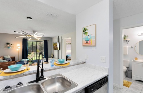Titusville Apartment | *Blue Bliss* *NASA*, Pool, BBQ, Gym, Arcade, Patio