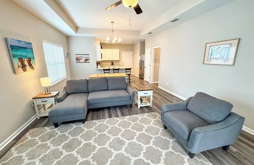Carrabelle House | Blue Chair By The Bay 2BR/2BA with pool!