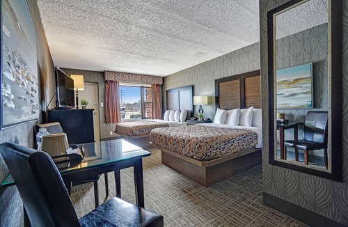 Waretown Hotel | Blue Creek Inn