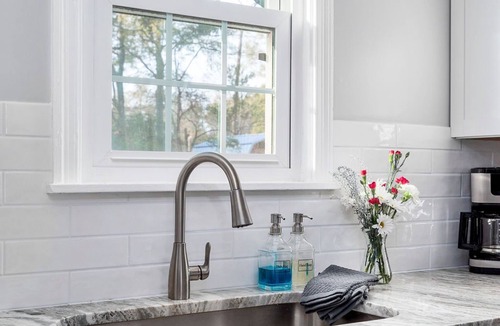 Aiken Cottage | Blue Door Cottage: Downtown charm & convenience, dog-friendly large fenced yard