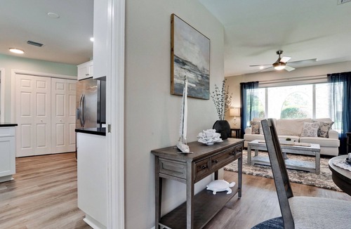 Whitfield House | Blue Haven - 4BD/2BA/Bunkbed Room Getaway w Pool - NEAR AIRPORT!