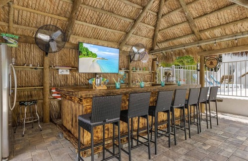 Bokeelia House | Blue Heron * fish, boat, wine, dine, relax, repeat