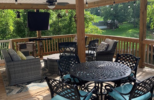 Eatonton House | Blue Heron Hideaway on beautiful Lake Sinclair.