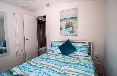 Cutthroat Harbor Estates Cottage | Blue Lobster Lodge - Venture Out #543