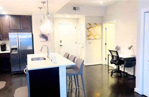 North Buckhead Apartment | Blue Luxe-Highrise, Balcony, Year-round Pool, City View!