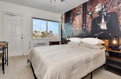 Daytona Beach Shores House | Blue Mist Motel - Room #8