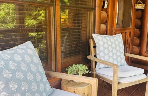 Blue Ridge Ski Chalet | Blue Ridge Cozy Cabin King Bed Hot Tub & Dog Friendly