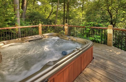 Cashes Valley Cabin | Blue Ridge Creekfront Hot Tub Fishing and Tubing