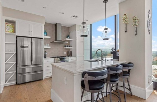 Downtown Asheville Condo | Blue Ridge Escape | Arras Vacation Rentals